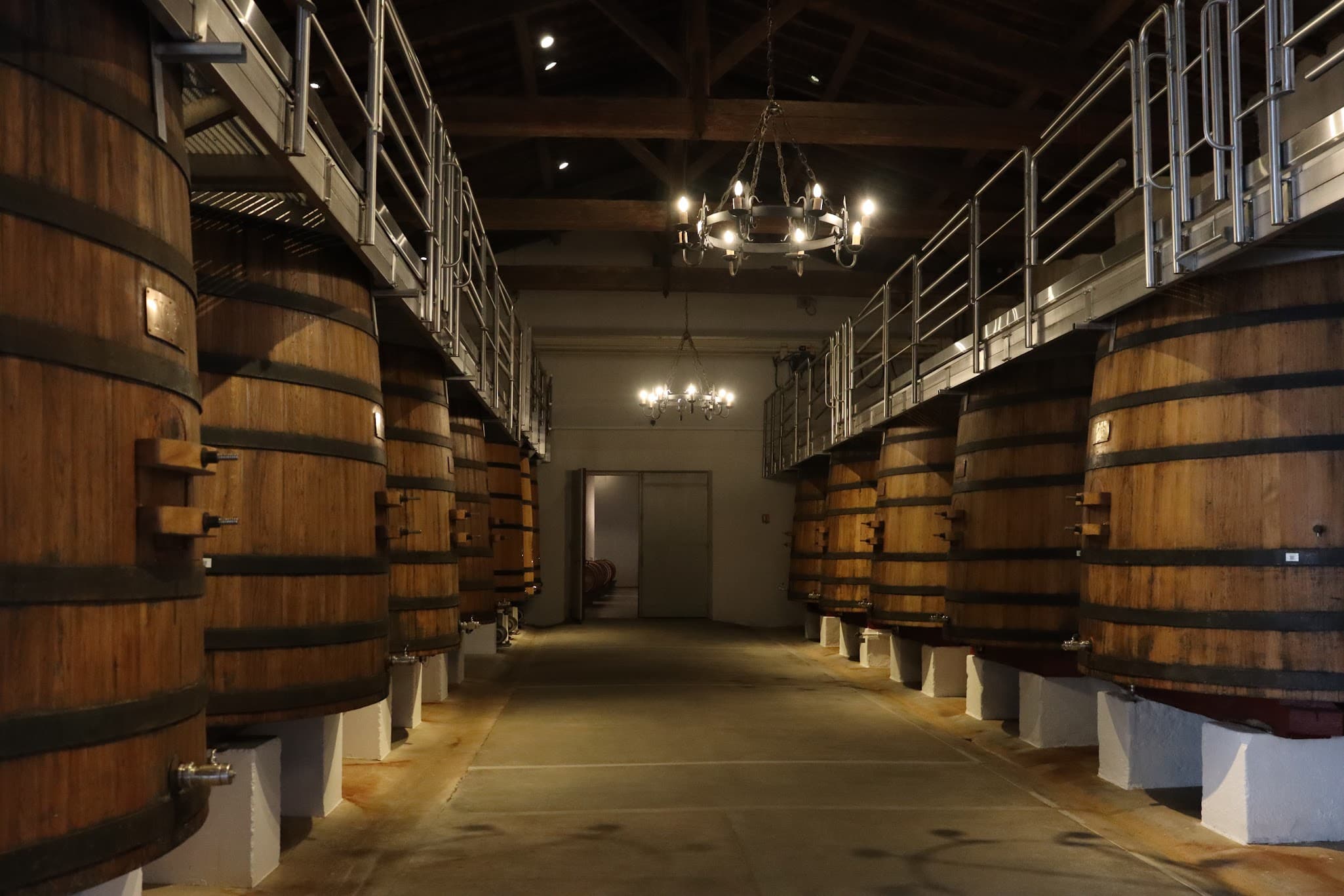 Oak barrel hall at LCB Eton Park bonded storage